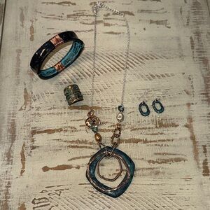 Elegant Mixed Metal Jewelry Set
